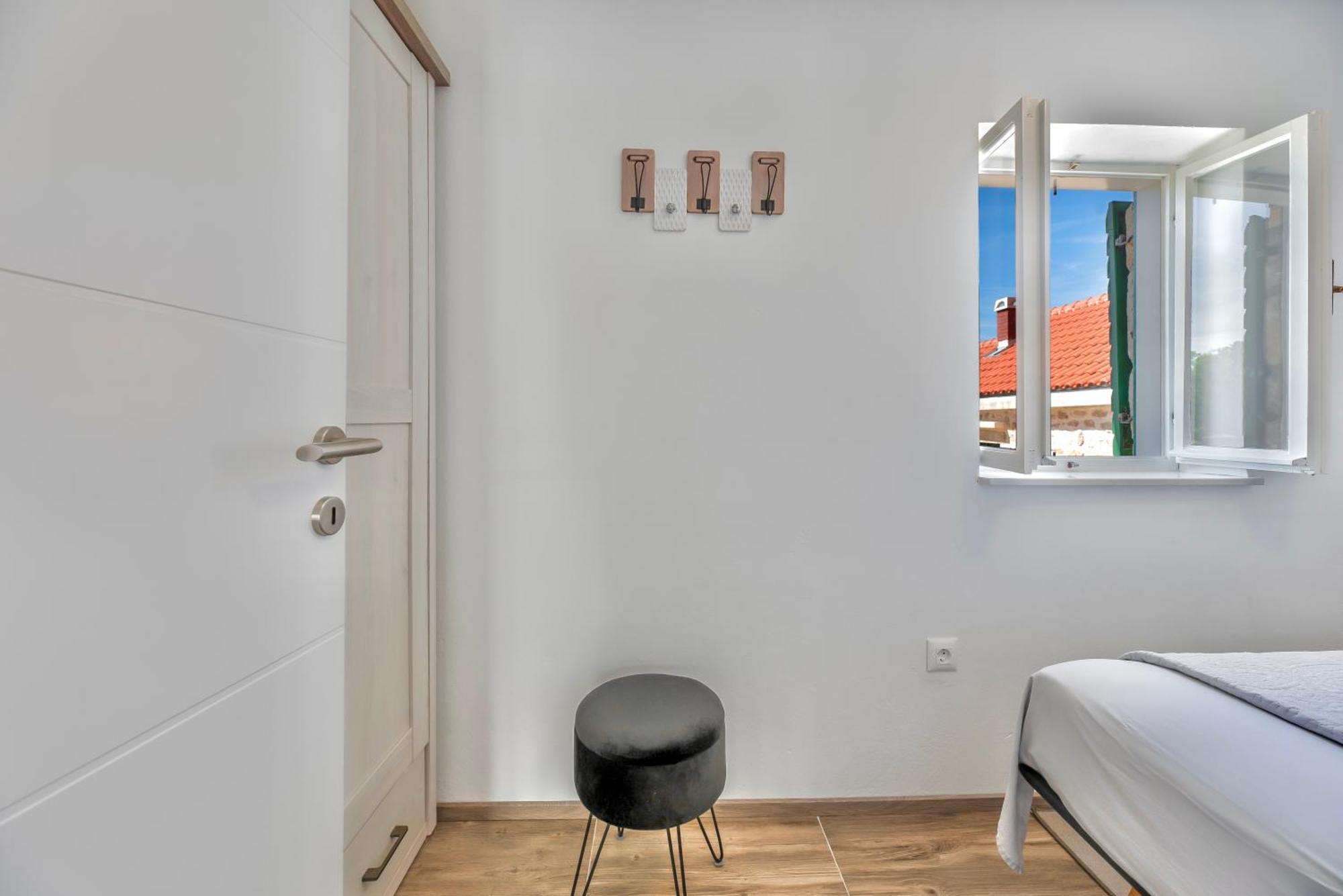 Ventus Green - Stone House Near National Park Paklenica And Sea Apartamento Seline Exterior foto